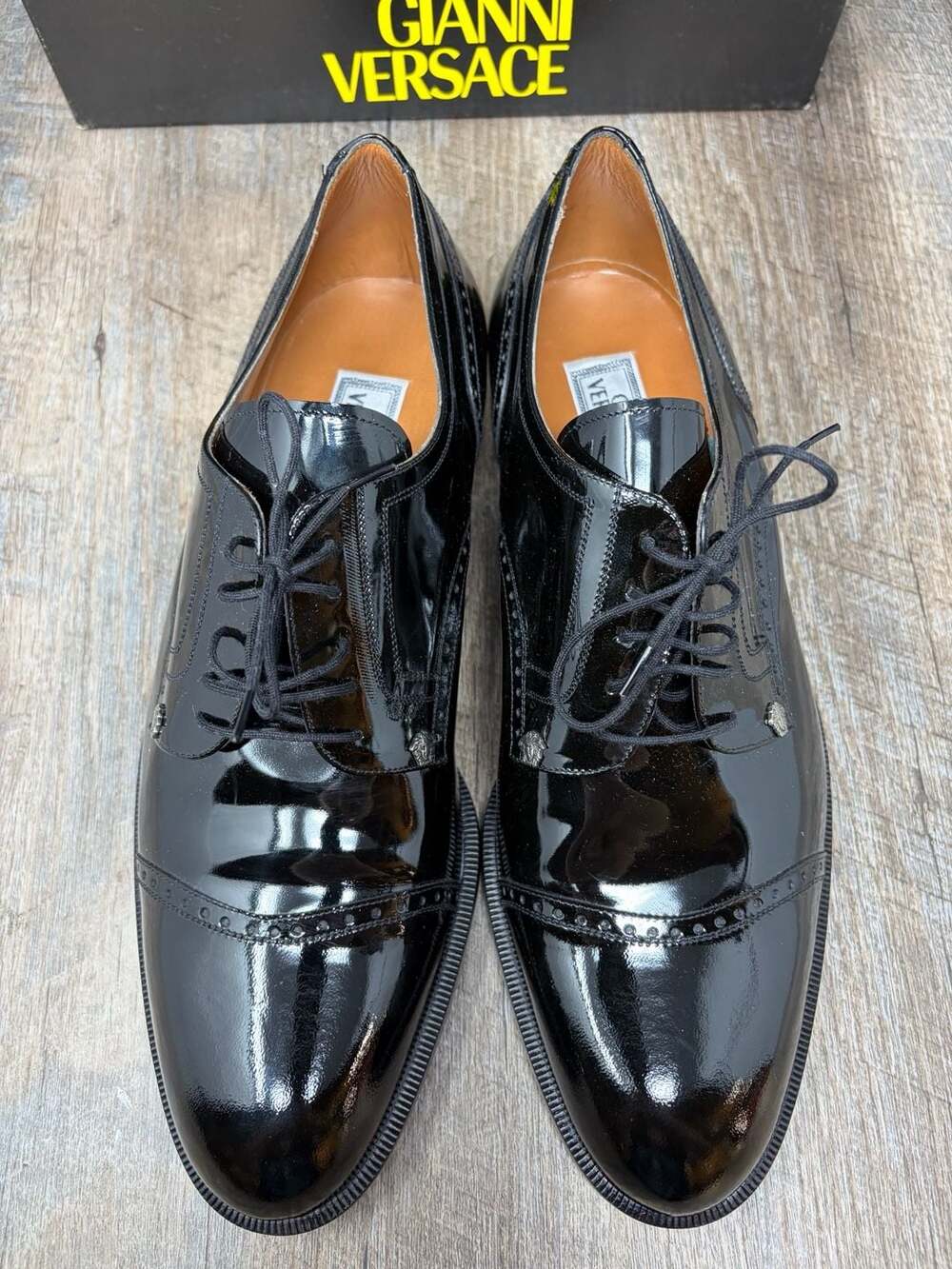 Vintage New Versace Men's 9 Blk Patent Leather Medusa Brogue Oxford Shoes W/Box - Picture 9 of 16